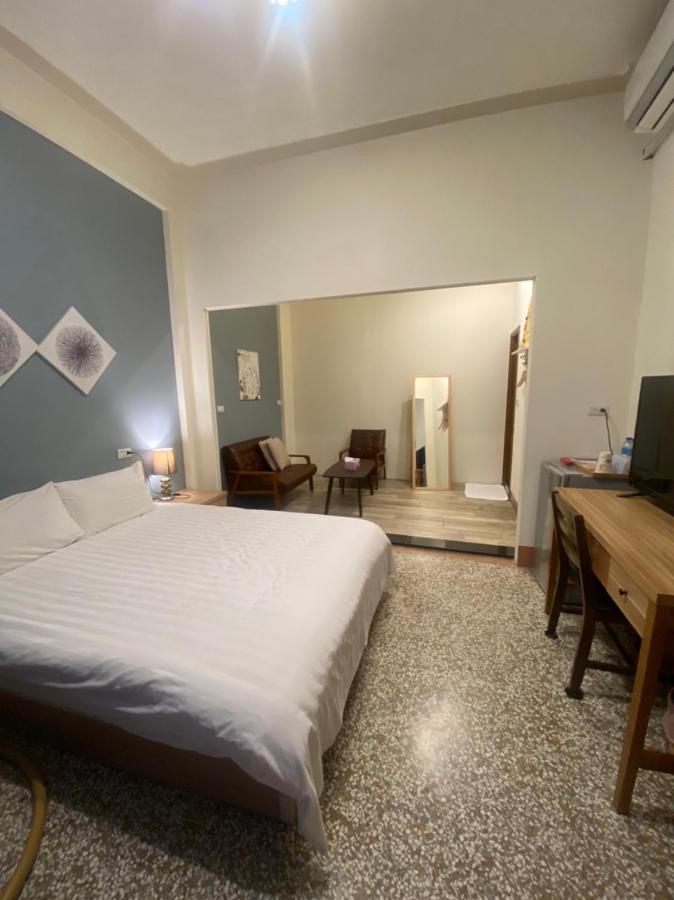 Freedom B&B Tainan Luaran gambar